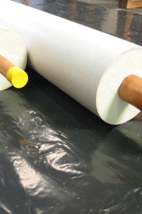 Pre-insulated pipes for refrigeration
