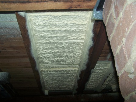 Underfloor insulation between joists